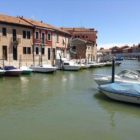 House On The Water Murano Venice Exterior photo